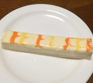 白いチーズケーキ　～オレンジ＆レモンソース～