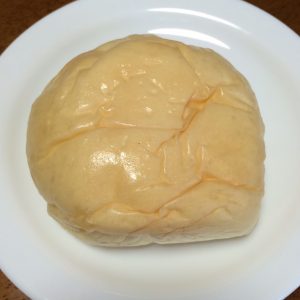 清水屋 クリームチーズ生クリームパン　