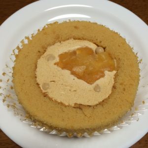 プレミアム青森県産りんごとキャラメルのロールケーキ