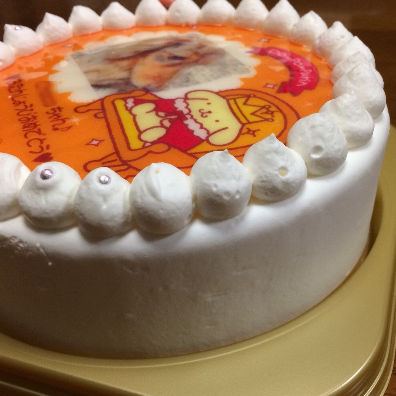 写真ケーキの味ってどう プリロールのアニメケーキを実食レビュー コンビニとファミレスのスイーツのおすすめを紹介するブログ