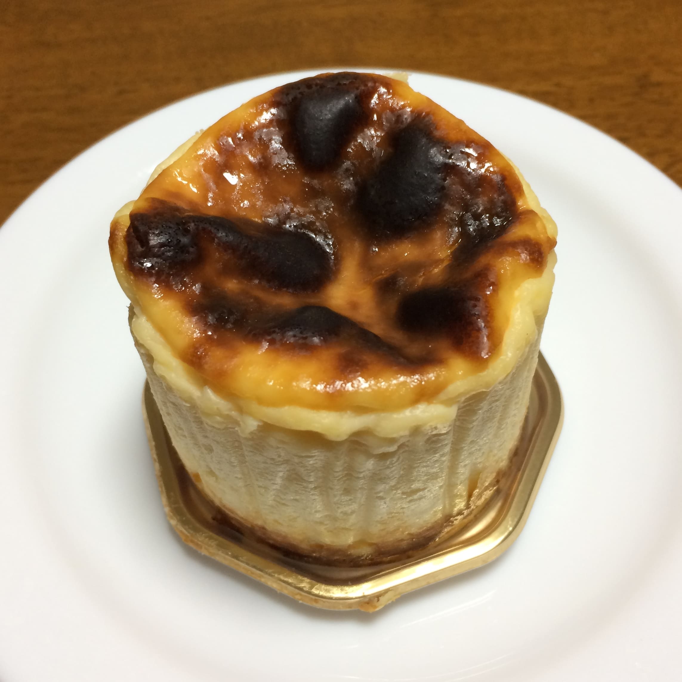 バスクチーズケーキ